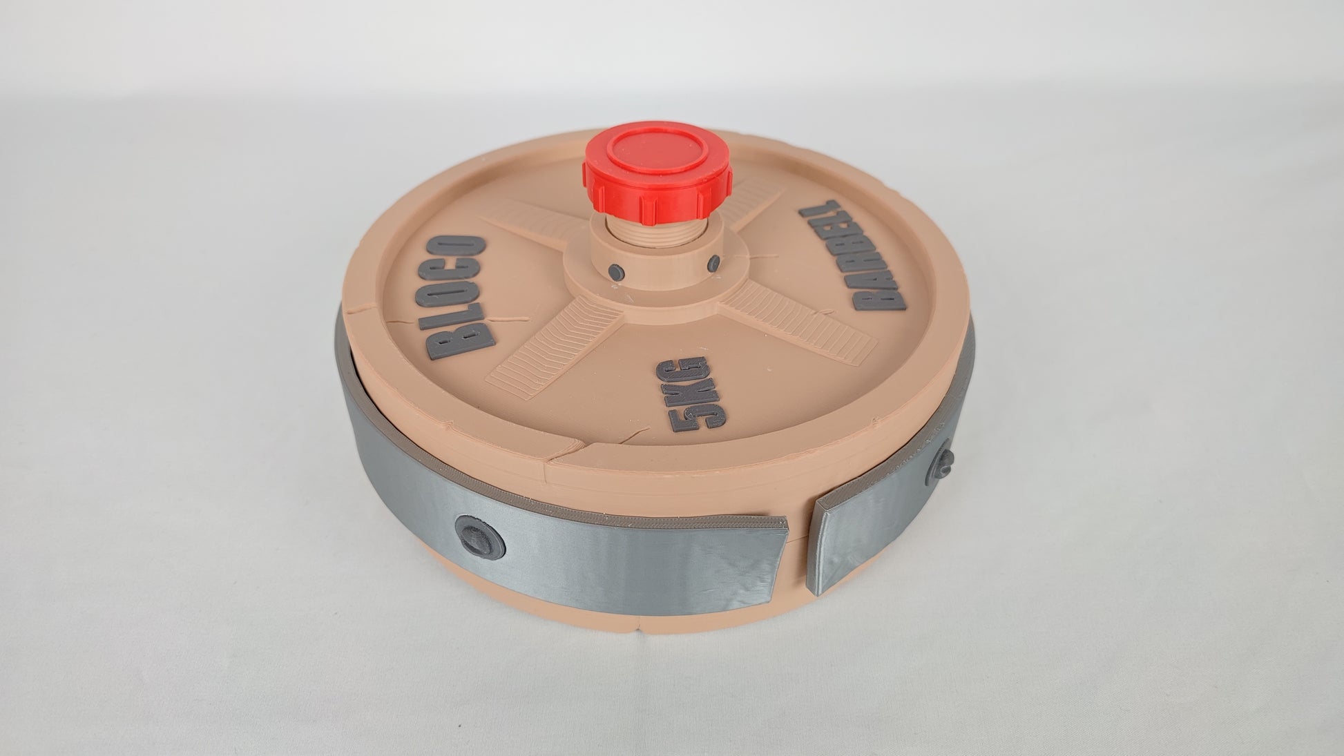 Rust Life-Size Landmine Prop – DirtMerch