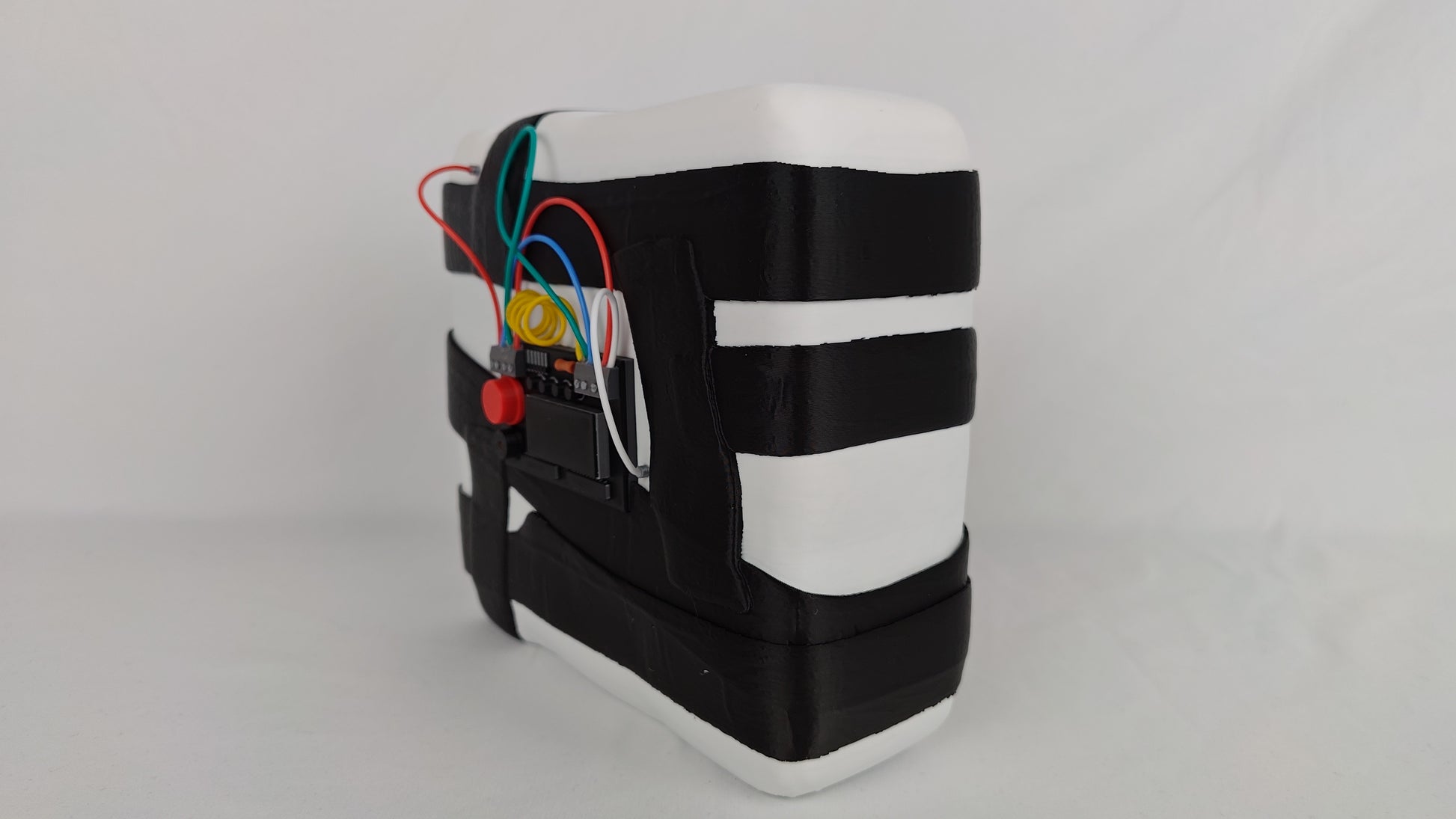 Rust Life-Size C4 Prop – DirtMerch